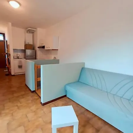 Daire Free Parking! Como, 5 Min To Swiss